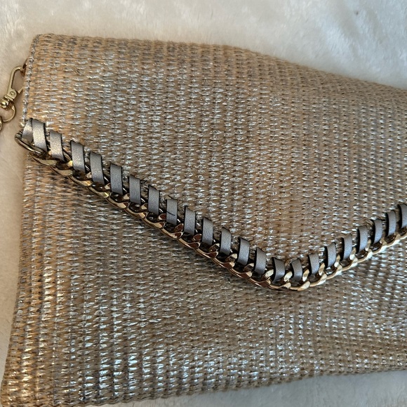 ALDO Chained Clutch ✨ - Picture 2 of 5